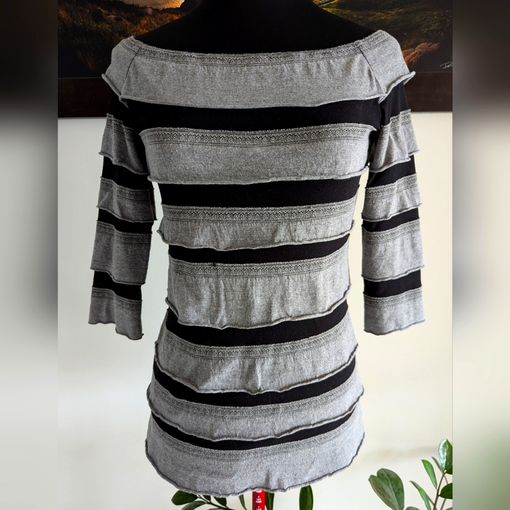 Joseph Ribkoff stylish top